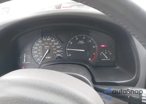 2002 Saturn L-Series L200 из США, поврежденный, VIN 1G8JU54F22Y516637